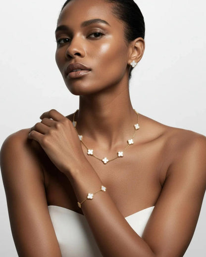 KIT TREBOL COLLAR | PULSERA BLANCO + CAJA REGALO